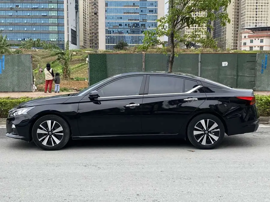 تييدا 2021 2.0L XL إصدار الراحة