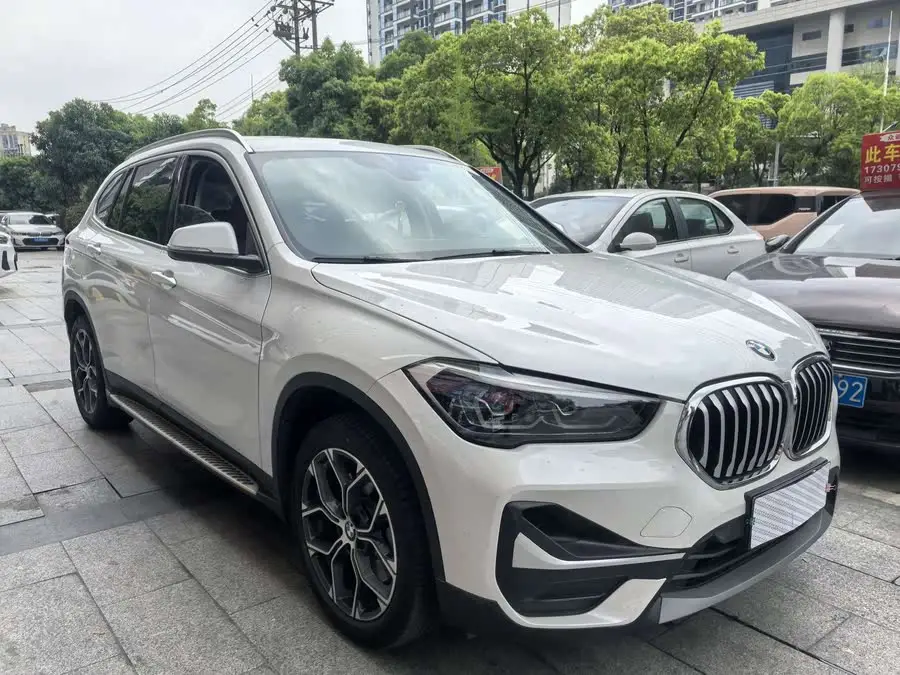 BMW X1 2020 sDrive25Li Leading Edition