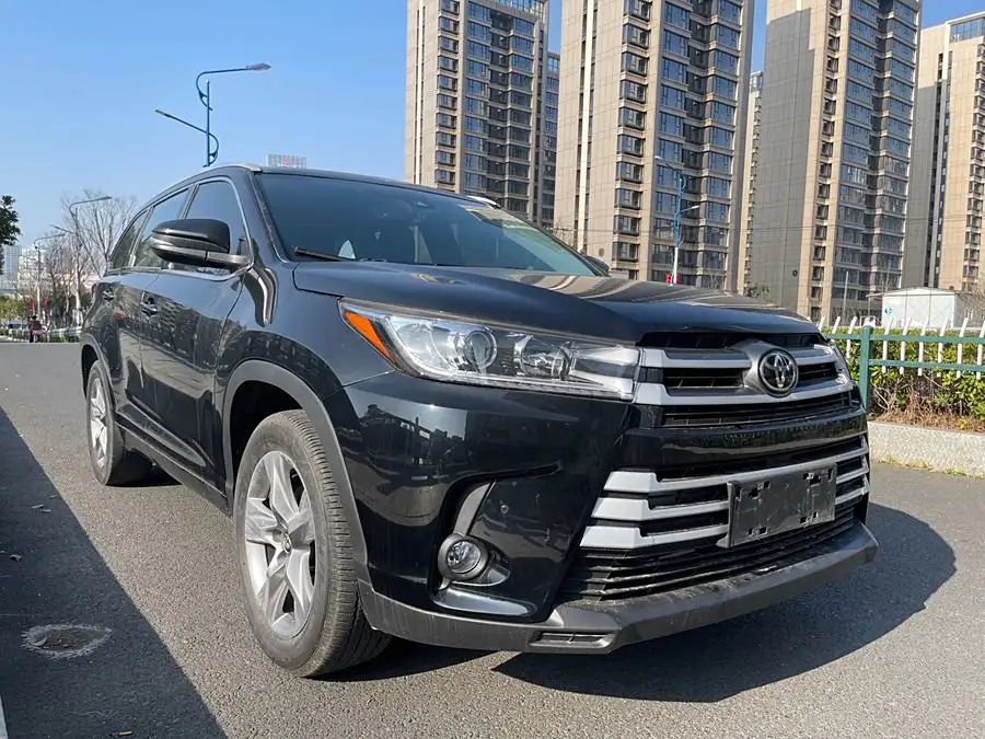 هايلاندر 2018 2.0T دفع رباعي فاخرة 7 مقاعد معيار VI