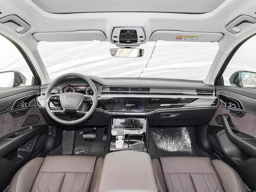 أودي A8 طراز 2025 A8L 45 TFSI quattro الفاخرة