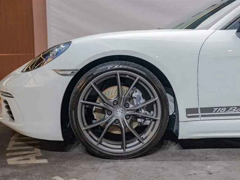 Porsche 718 2019 Boxster T 2.0T