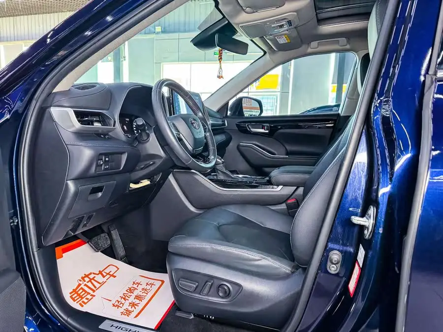 Highlander 2022 Hybrid 2.5L 2WD Premium 7-Seater