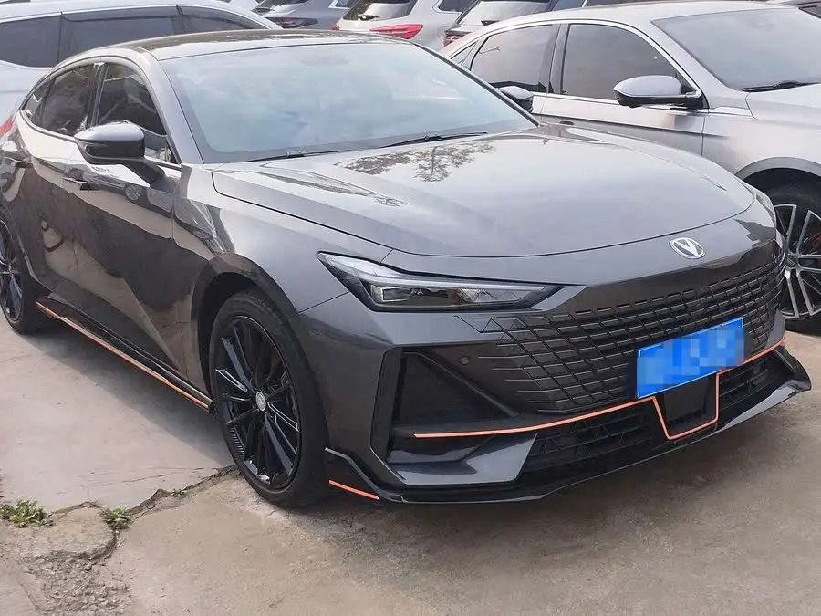 Changan UNI-V 2023 1.5T Sport Edition