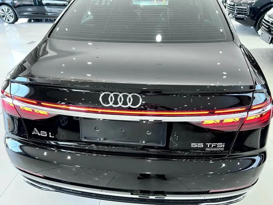 Audi A8 2024 A8L 55 TFSI quattro Flagship
