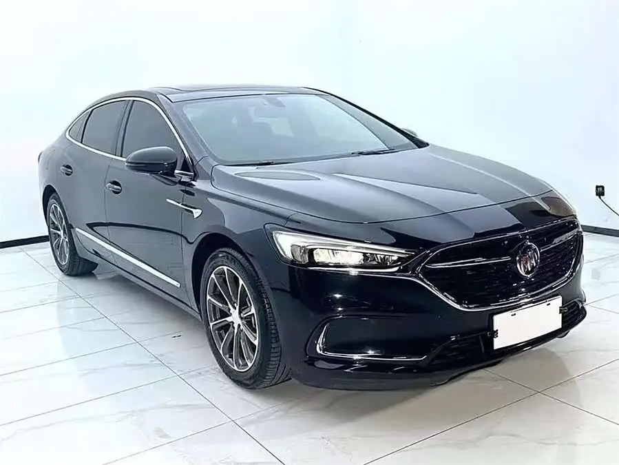 بيوك لاكروس 2022 652T فاخرة