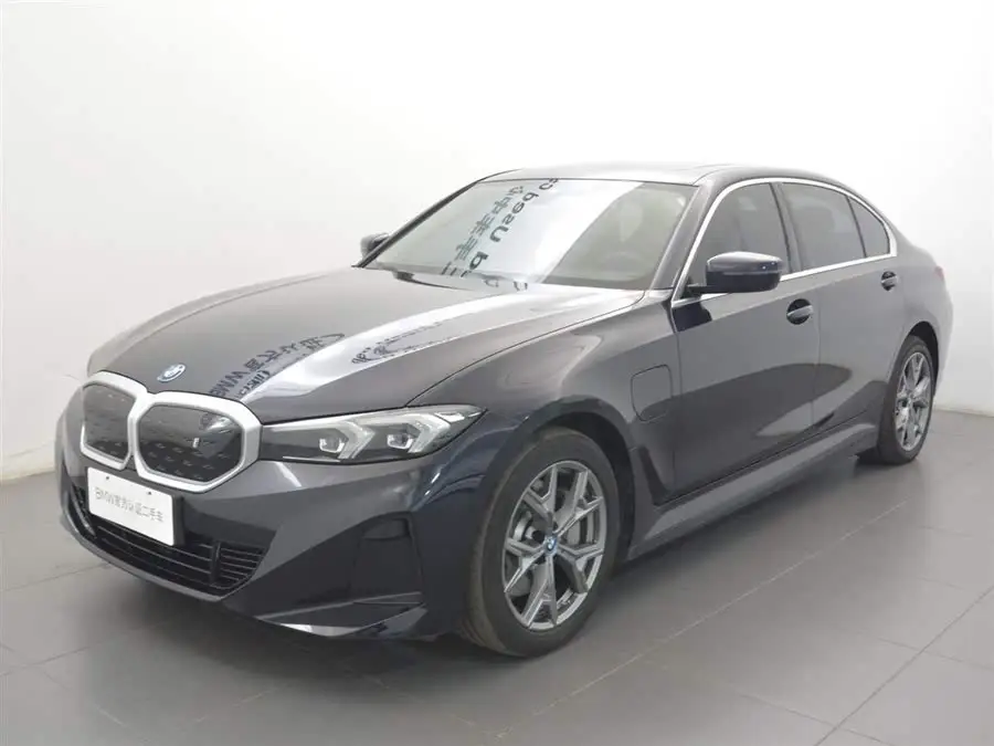 BMW i3 2022 eDrive 35 L