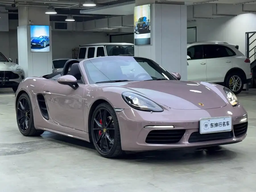 Porsche 718 2020 Model Boxster 2.0T