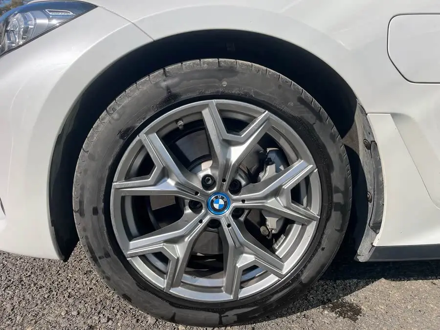 BMW i3 2022 eDrive 35 L