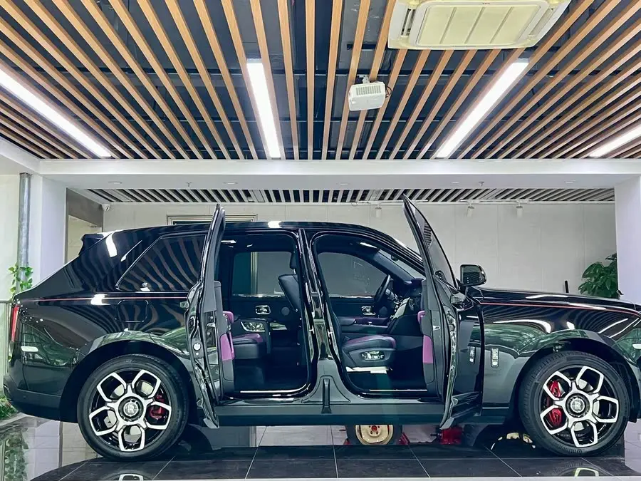 Cullinan 2020 Black Badge