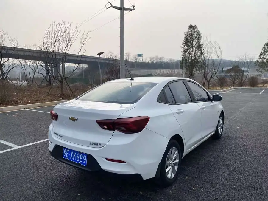 2021 شيفروليه كافالار 325T نسخة أوتوماتيكية شينيو