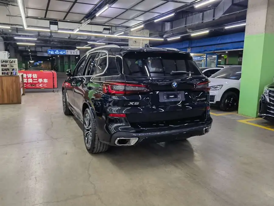 BMW X5 2022 Facelift xDrive 30Li M Sport Package