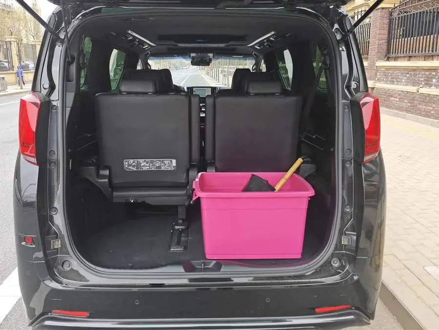 ألفارد 2020 هايبرد 2.5 لتر بريميوم