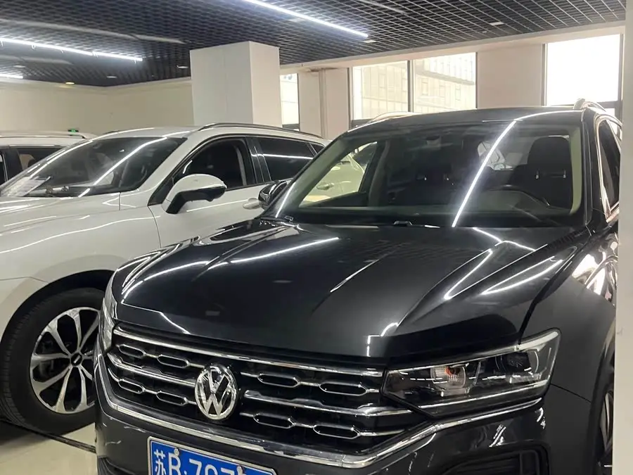 تيرون 2020 طراز 330 TSI دفع ثنائي فاخرة ذكية متصلة