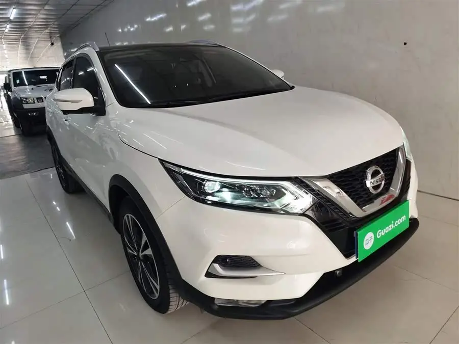 2022 Nissan Qashqai 2.0L CVT XV Premium