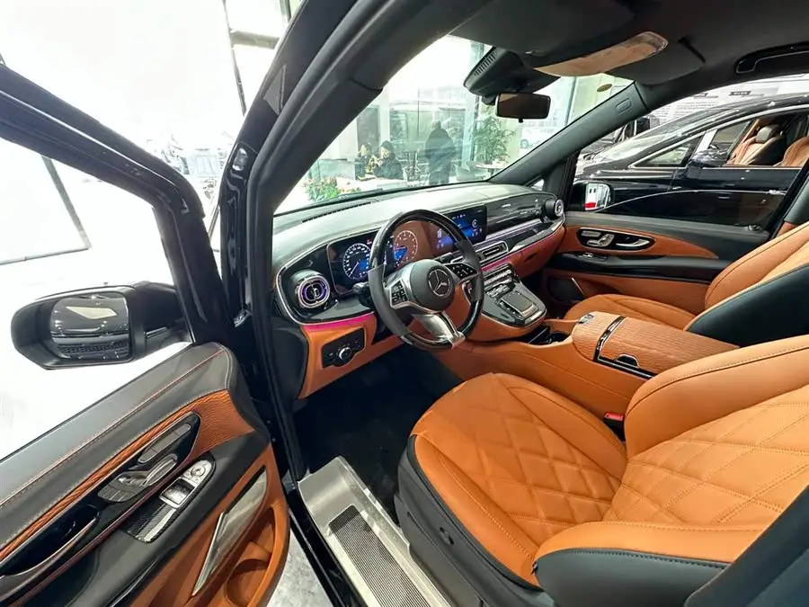 Vito 2024 2.0T Business Edition 7-seater