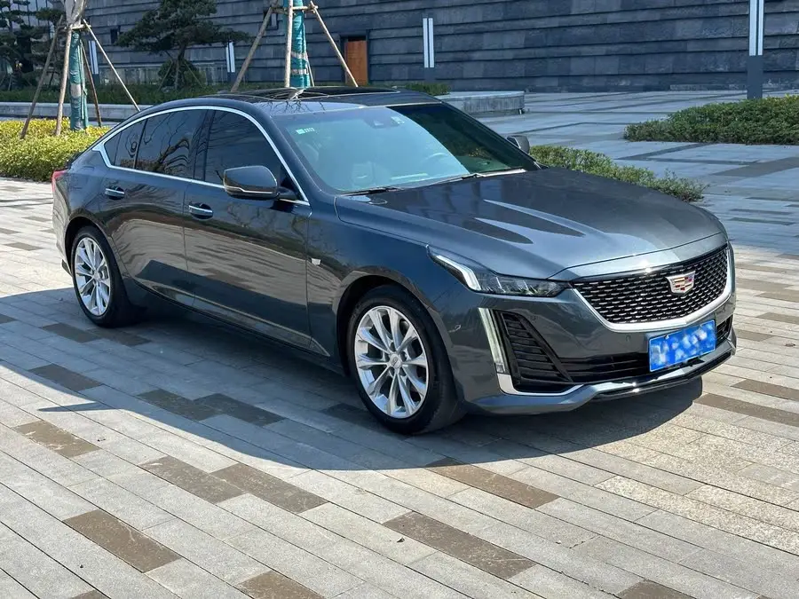 كاديلاك CT5 2021 28T فاخرة