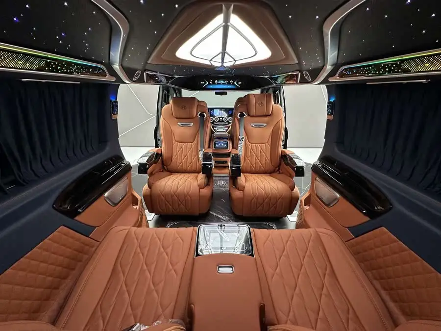 فيتو 2023 نسخة الأعمال 2.0T 7 مقاعد