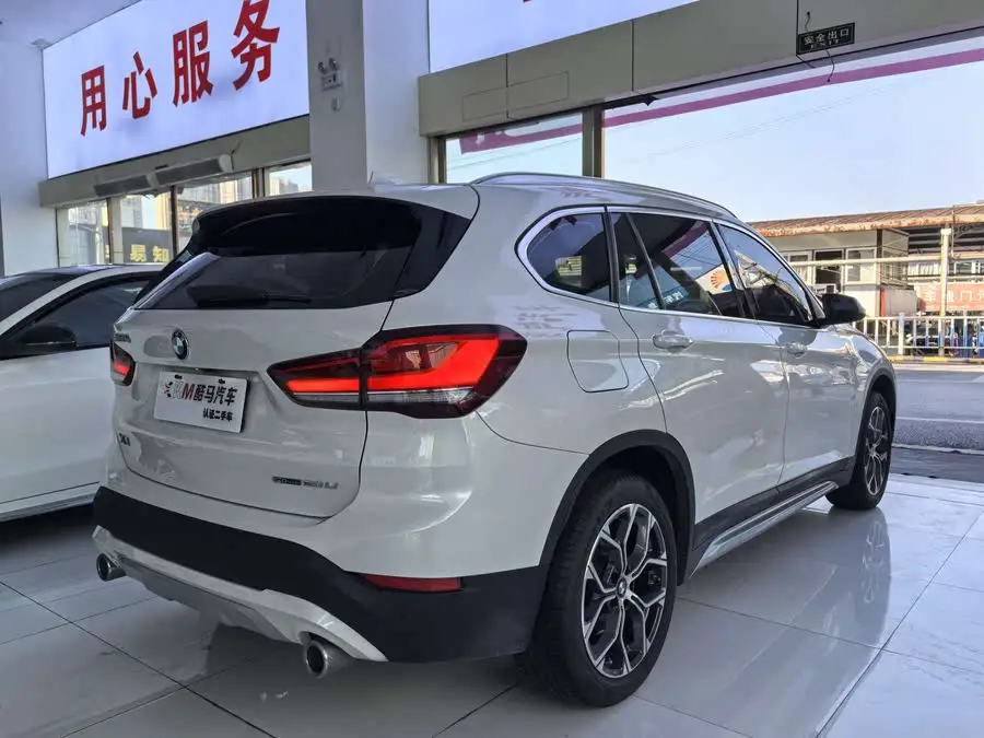 بي إم دبليو X1 2020 sDrive20Li الفاخرة