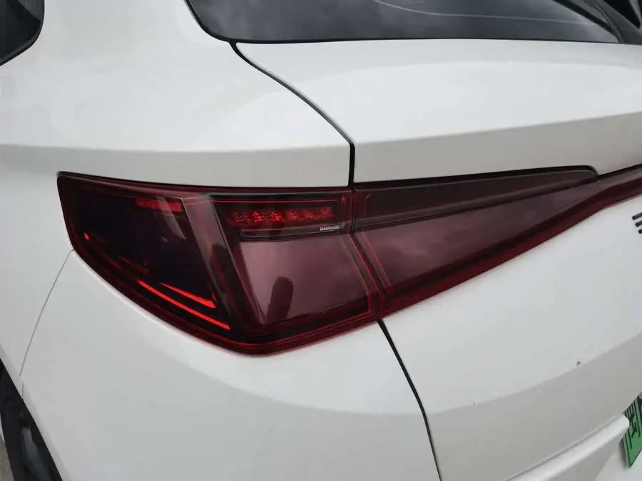 بي واي دي e2 2021 إصدار السفر