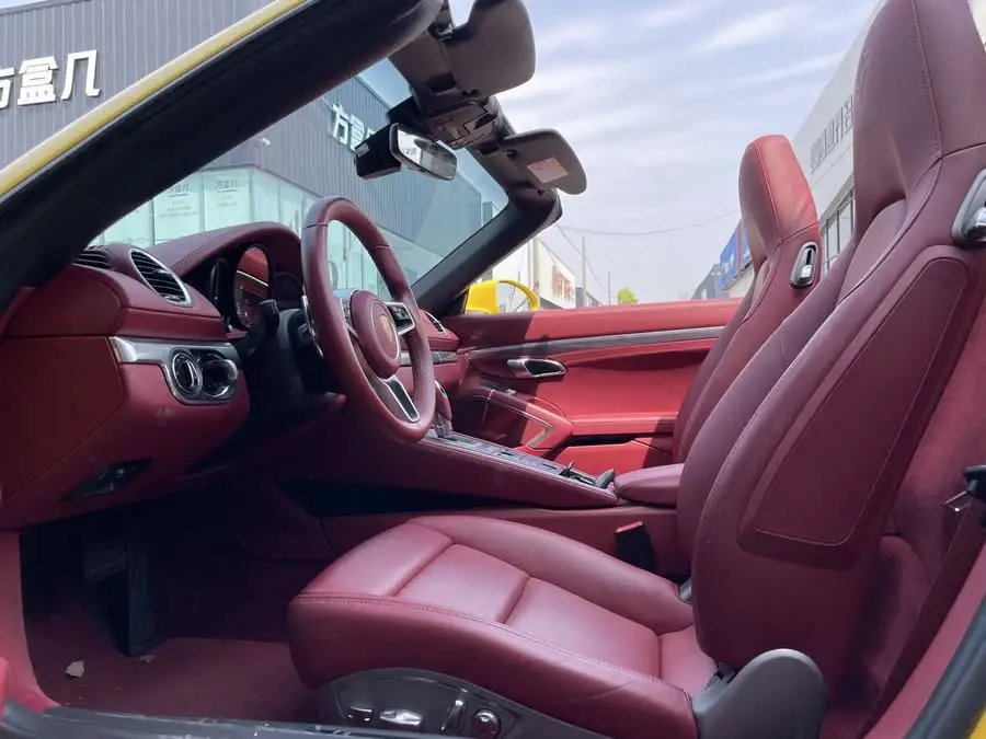 Porsche 718 2022 Boxster 2.0T