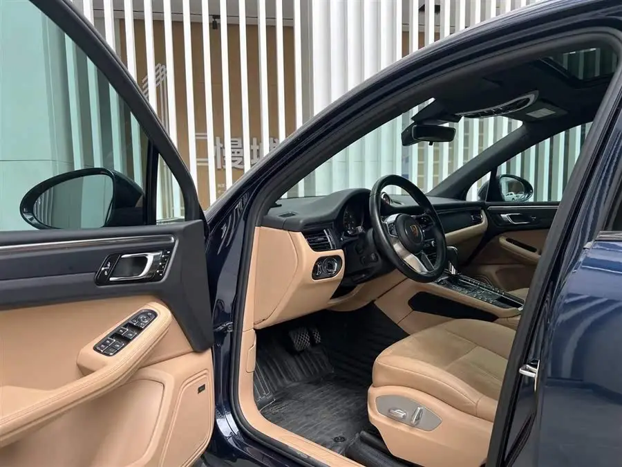 2020 Macan Macan 2.0T