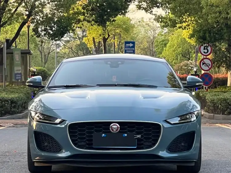 Jaguar F-TYPE 2021 P300 RWD Coupe