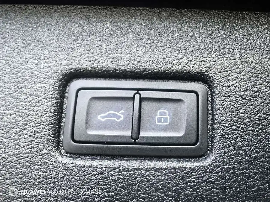 Audi Q7 2023 45 TFSI quattro S line Sport