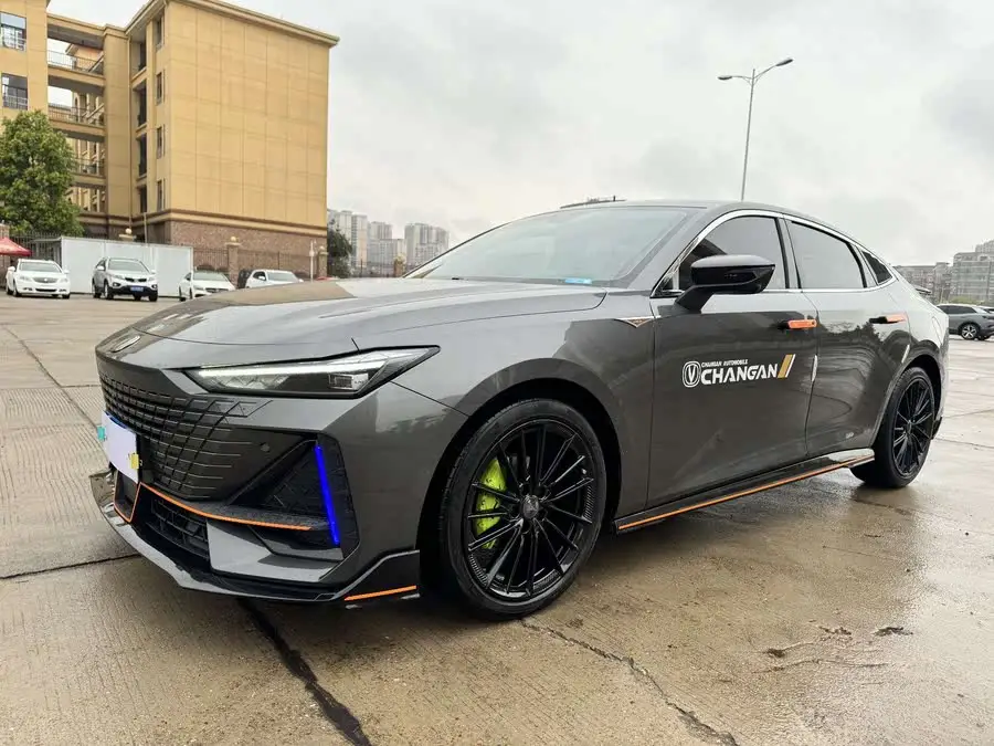 شانجان UNI-V 2023 1.5T نسخة رياضية