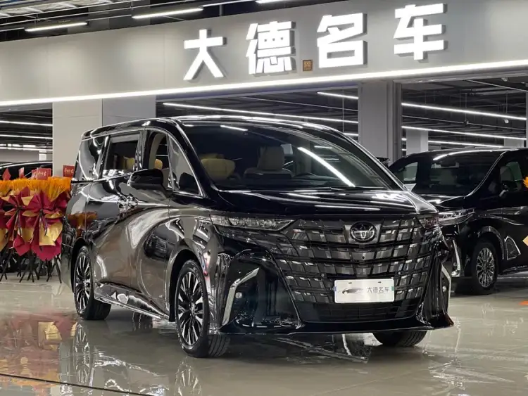 Alphard 2024 Dual Engine 2.5L Premium Edition