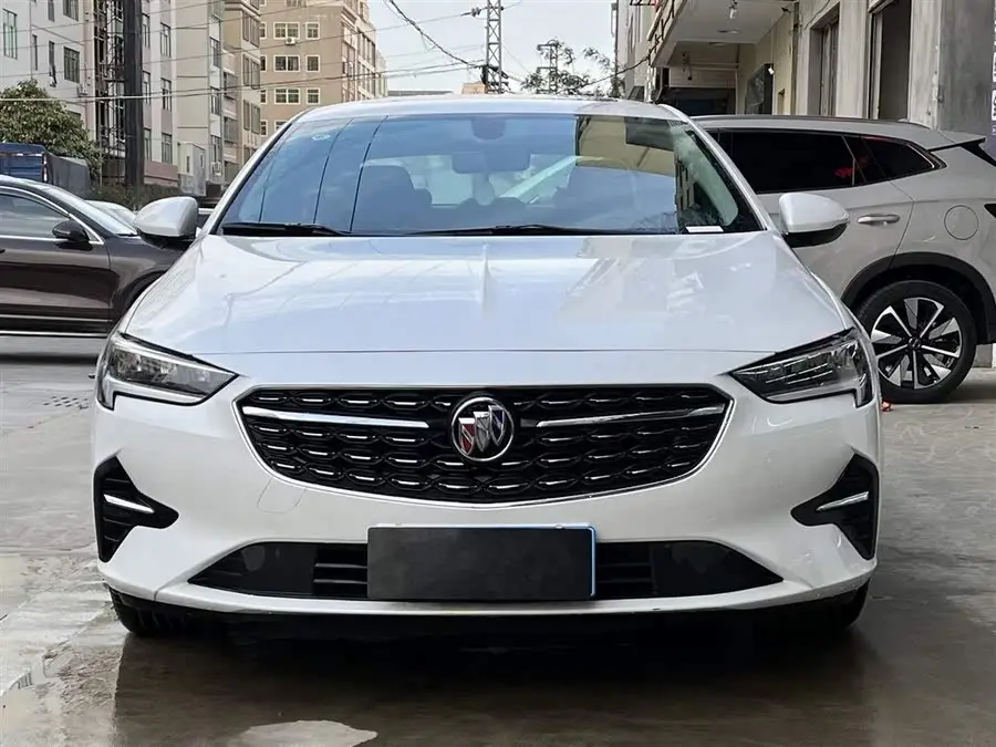 بيوك 2022 ريجال 552T الإصدار الذكي