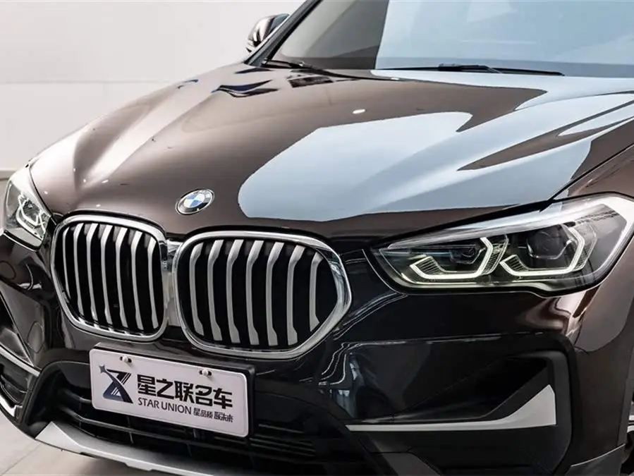 بي إم دبليو X1 2020 sDrive20Li فئة الرفاهية