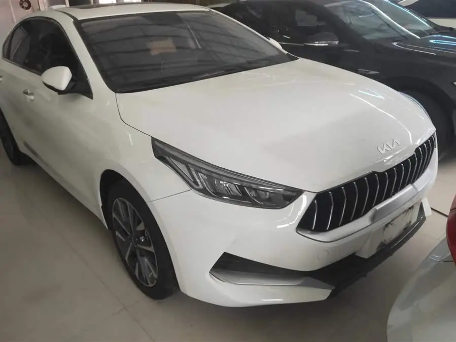 كيا K3 2021 1.5L CVT النسخة العصرية