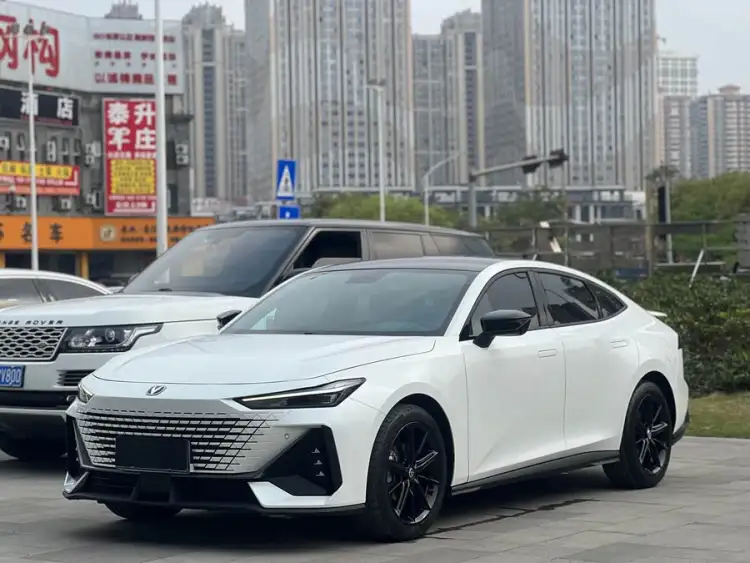 Changan UNI-V 2022 1.5T Premium