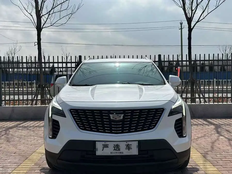 Cadillac XT4 2021 28T FWD Technical Package