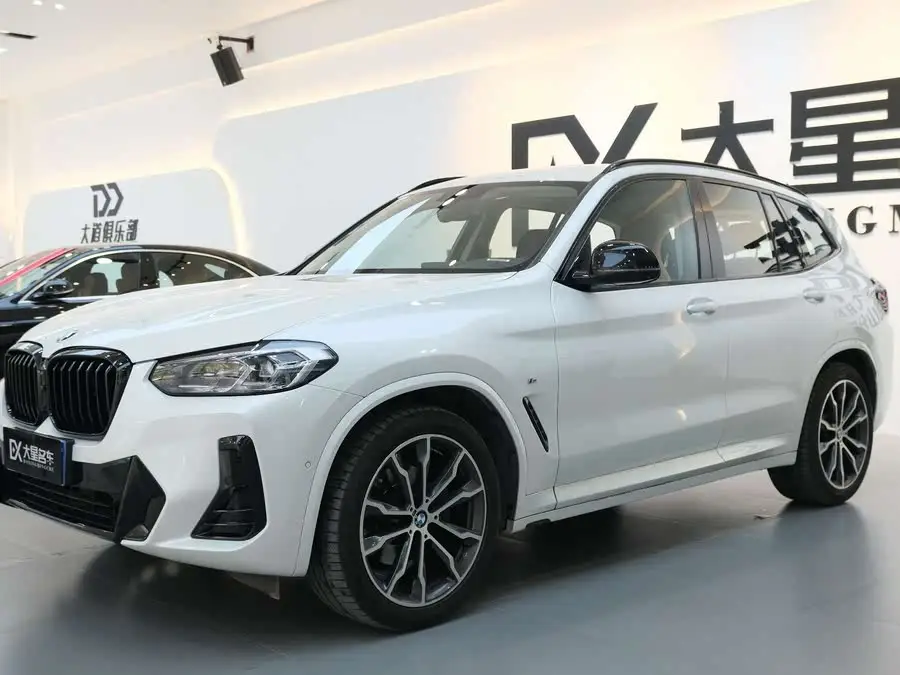 BMW X3 2023 xDrive30i Lead Edition M Night Package