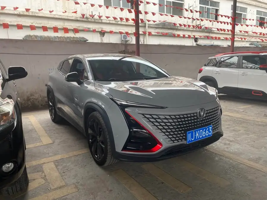 شانجان UNI-T 2020 1.5T الرائد