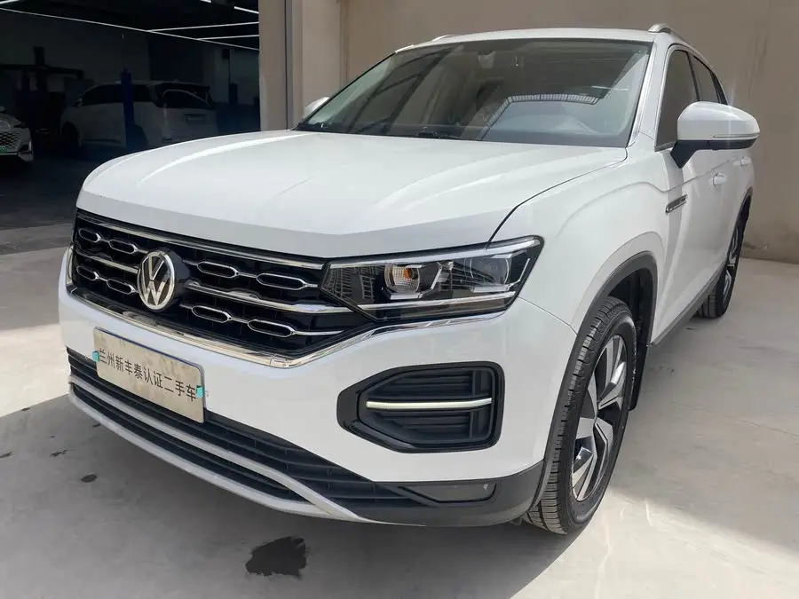 تيرون 2020 330 TSI إصدار الفخامة الذكية ذات الدفع الثنائي