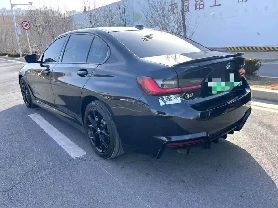 بي إم دبليو i3 2022 eDrive 35 L