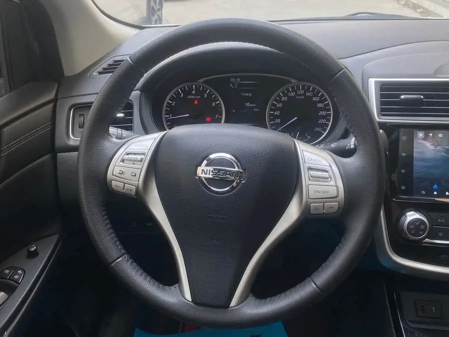 نيسان تييدا 2021 1.6 لتر CVT نسخة ذكية