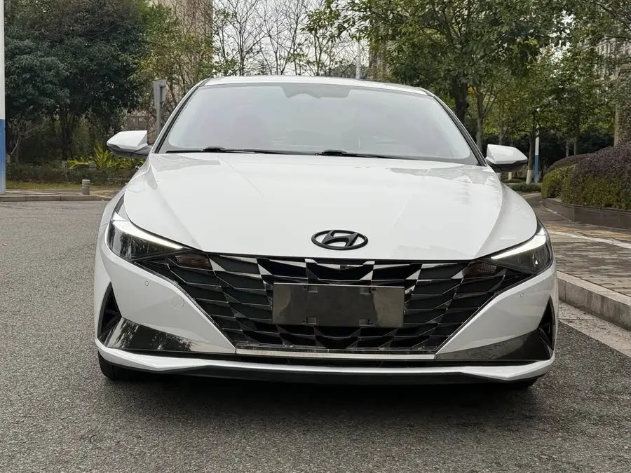 إيلانتر 2022 1.5 لتر CVT LUX بريميوم