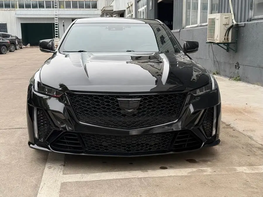 كاديلاك CT5 2023 28T الفاخرة (الإصدار القياسي)