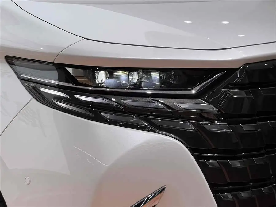 ألڤارد 2024 هايبرد 2.5 لتر النسخة المميزة