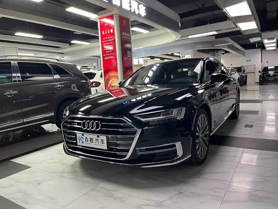 أودي A8 2021 A8L 55 TFSI كواترو فاخرة