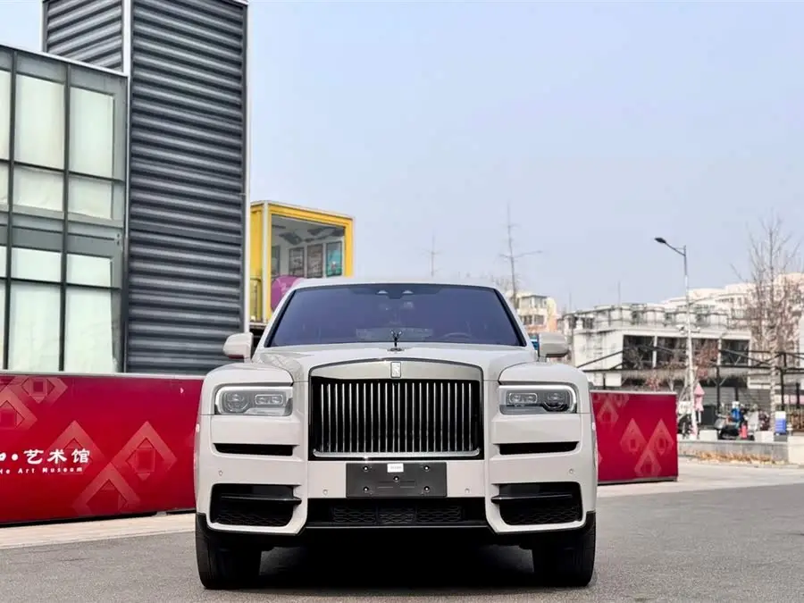 كولينان 2020 بلاك بادج