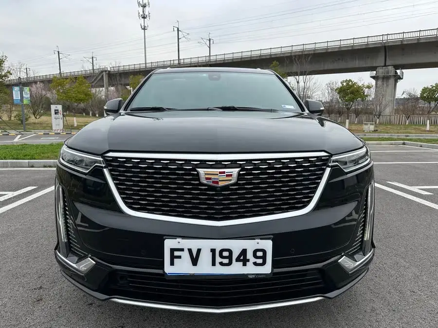 Cadillac XT6 2022 2.0T Seven-Seater Luxury FWD