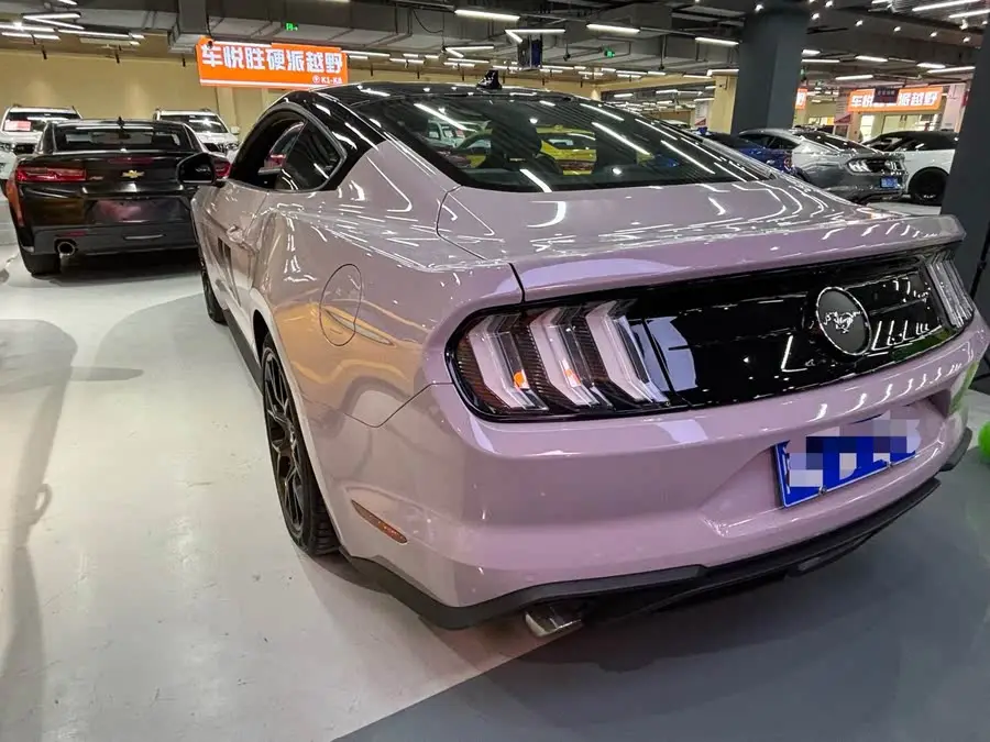 موستانغ 2021 2.3T إيكوبوست إصدار الظل الأسود الخاص