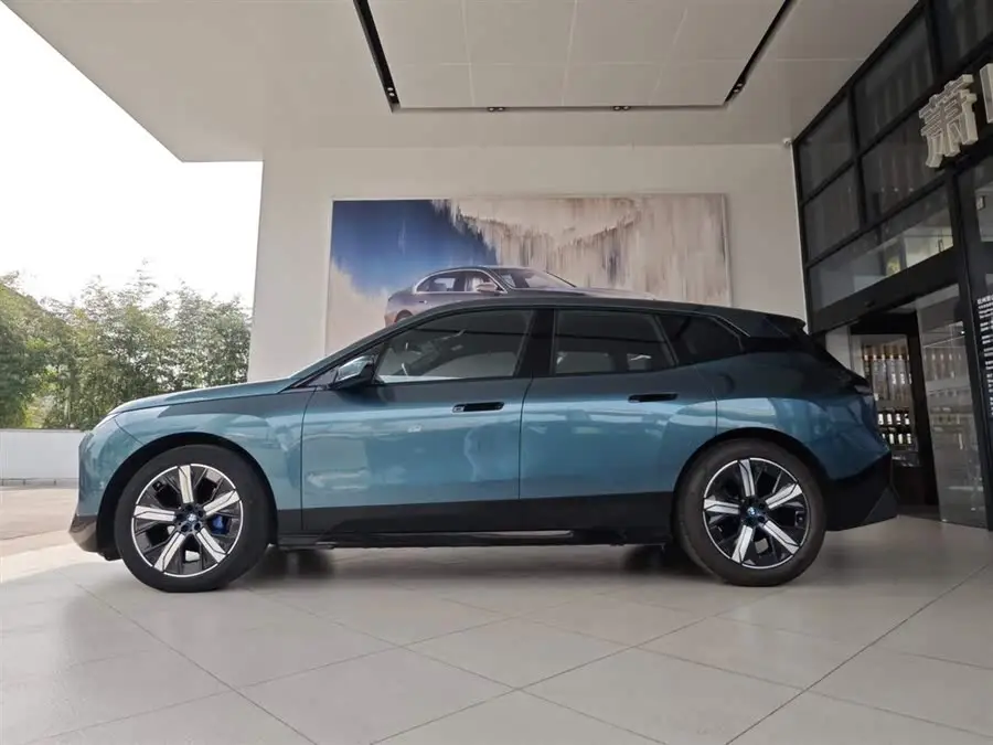 BMW iX 2022 xDrive40