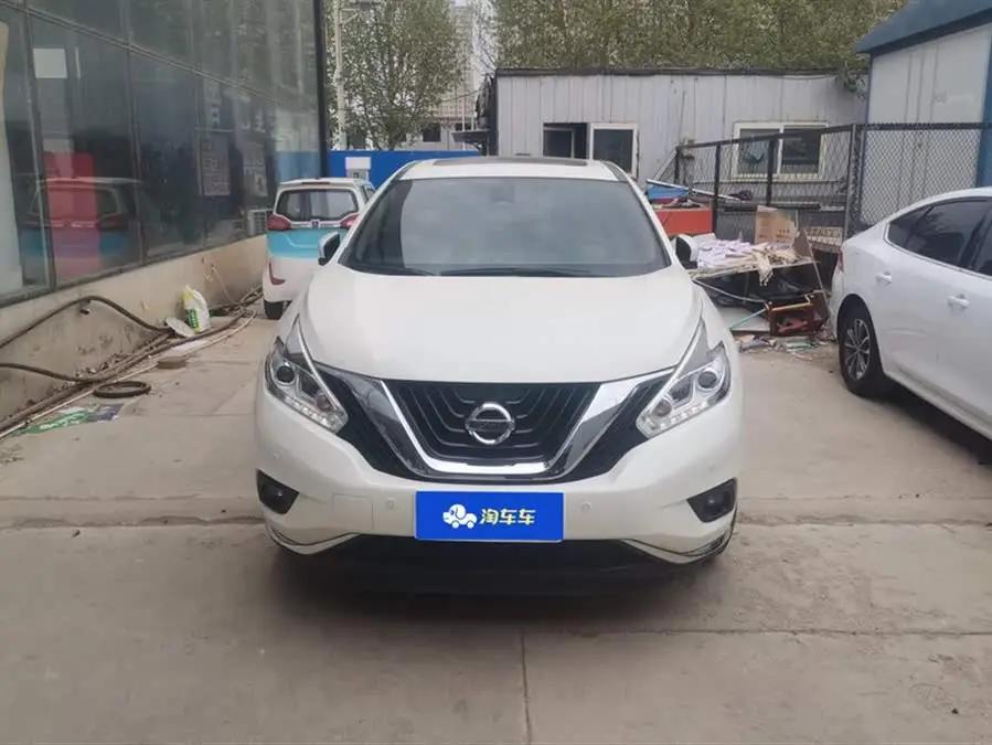 لو لان 2021 2.5 لتر XL فئة الرفاهية الذكية ذات الدفع الثنائي