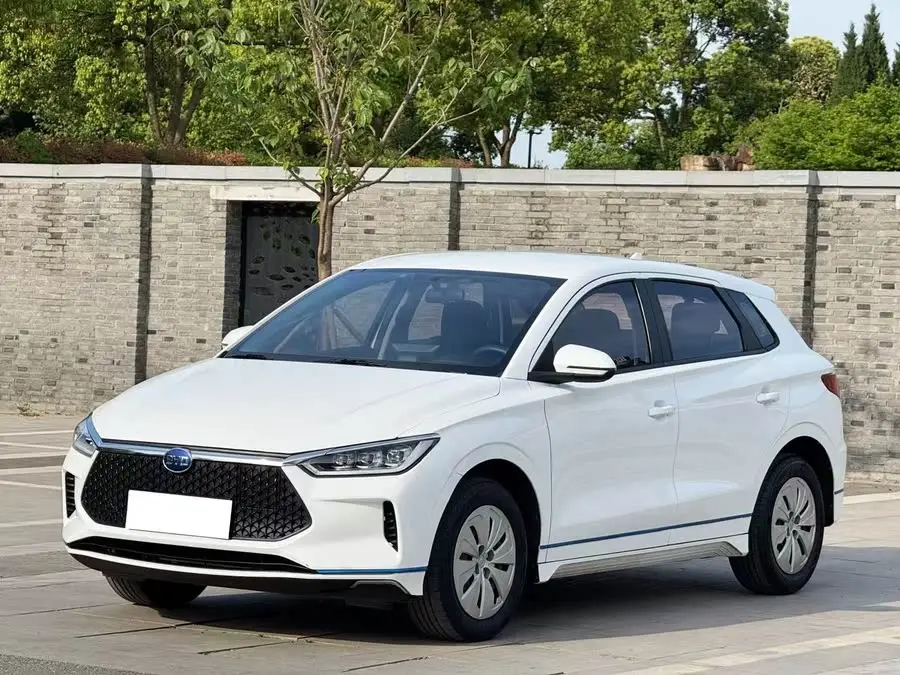 بي واي دي e2 2020 إصدار مطور نسخة المدى القياسي النموذج القياسي