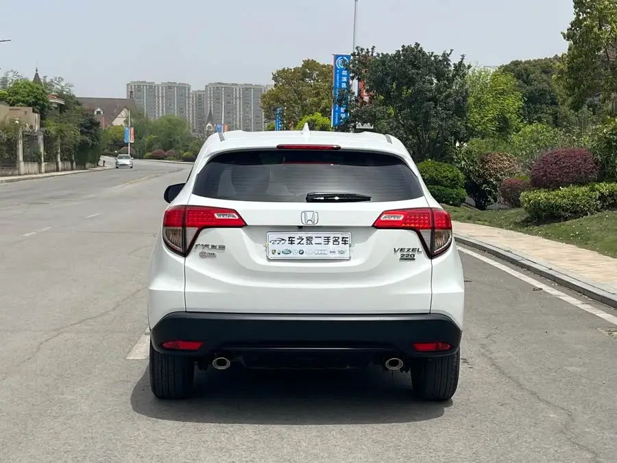 هوندا HR-V 2020 220 توربو CVT النسخة النخبوية